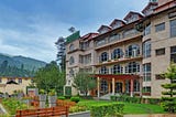 Resorts in manali mall road