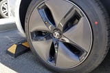 Expert Tesla Alloy Wheel Repair Restoration Services in San Diego