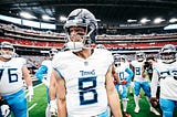 Tennessee Titans QB Will Levis (8) talks to his team ahead of a game. Credit: Donald Page/Tennessee Titans.