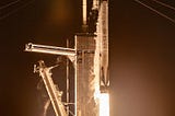 SpaceX lanzó su tercer misión tripulada en menos de un año