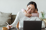 The Modernized 1950s Housewife: Working from Home in Motherhood