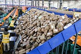 Урд хөрш болох БНХАУ-д хүргэлтийн зах зээл хэр өрсөлдөөнтэй байдаг бол?