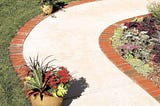 Ingenious Ideas For Edging Your Lawn For A Complete Makeover