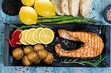 Easy Weeknight Lemon Garlic Salmon with Roasted Vegetables: A Flavorful and Fuss-Free Meal
