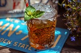 How to Make a Cuba Libre Cocktail in the Old Fashioned Style