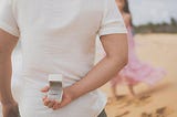 Choosing the Right Diamond Ring for a Coastal Ceremony