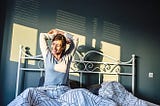 Why is waking up early in the morning important for our health?