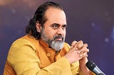 प्रेम के बदले नफ़रत क्यों मिलती है?