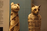 Animal mummies in the British Museum (https://commons.wikimedia.org/wiki/File:British_museum,_Egypt_mummies_of_animals_(4423733728).jpg).