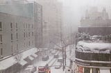 Picture of New York City under the snow of an ongoing blizzard in 2017