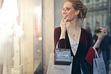 Want More Sales? Pre-Suade Your Customers with These 5 Subtle Moves
