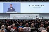 Herbert Diess bekennt sich zum Gasantrieb