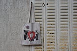 ¿Quieres una tote bag? Toma una tote bag