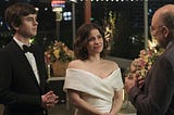 Freddie Highmore e Paige Spara, em cena de The Good Doctor (Divulgação) — Reviews on Time