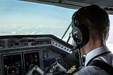 Interview de Julien Delaleau, co-pilote ATR, et Hervé Lys, commandant de bord et instructeur de…