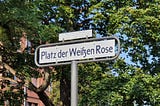 „Platz der Weißen Rose“ in Berlin