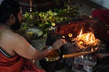 Sri Sai Aascharyanandha performing fire rituals at shambavi peetam