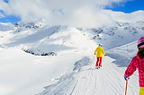Tips for Skiing Safely During the COVID-19 Pandemic