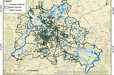 Spatial distribution of 4333 reported flooded locations between 2005 –2017 and administrative districts in Berlin, Germany.