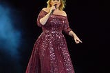 Adele perte de poids — Une photo complètement nouvelle après avoir perdu 100 lbs.