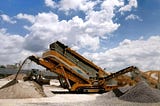 Crawler tipe mobile stone crusher