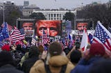 Washington il 6 gennaio, pochi minuti prima dell’attacco al Campidoglio (foto: Los Angeles Times)