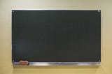 ¿Qué tan rentable es invertir en educación?