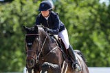 Tranche De Vie — Jeanne SADRAN — Equitation : à cheval entre Concours de Saut d’Obstacles (CSO) à…