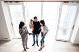 Is There a Difference Between Real Estate Agents & Realtors?
