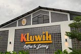 Pentingnya Kepuasan Kerja di Kluwih Coffee dan Eatery