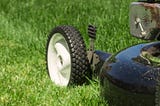 8 Reasons Your Lawn Mower Is Not Bagging (+Quick Fix)