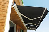 Battle of the Blinds: Patio Blinds or Awnings?