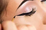 Types of eyeliner wings