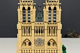 The LEGO Notre-Dame de Paris top front view.