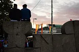 WGAY Gesucht verbindet international von Couch zu Couch