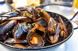 How To Clean Mussels — The Pasta Artist