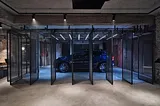 [EN] The automotive industry needs to restage its spaces