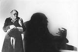 A psicologia de Caligari e o prenúncio do surrealismo social
