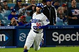 Betts’ marvelous performance lifts the Dodgers back into win column