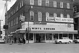 Popular bookstore had Monmouth College ties