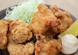 Karaage (crispy and juicy Japanese fried chicken)