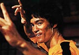 BRUCE LEE’S 8 LIFE LESSONS ON HOW TO LIVE OUR BEST LIFE