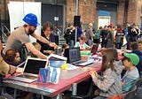 Über 2.000 begeisterte Besucher bei dem Schülertag auf der Maker Faire Berlin
