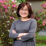 黃卉莉 Vicky