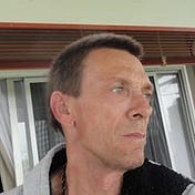 Medium profile picture for @johnlang
