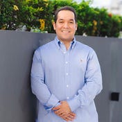 Dr Gabriel Rebollón G