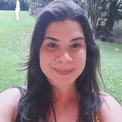 Fabrínia Almeida