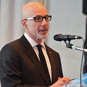 Stephen Klasko MD