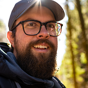 Niklas H-L