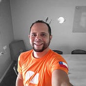 Javier J Linares M